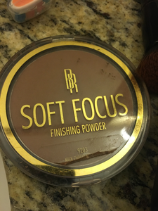 Soft touch finishing powder